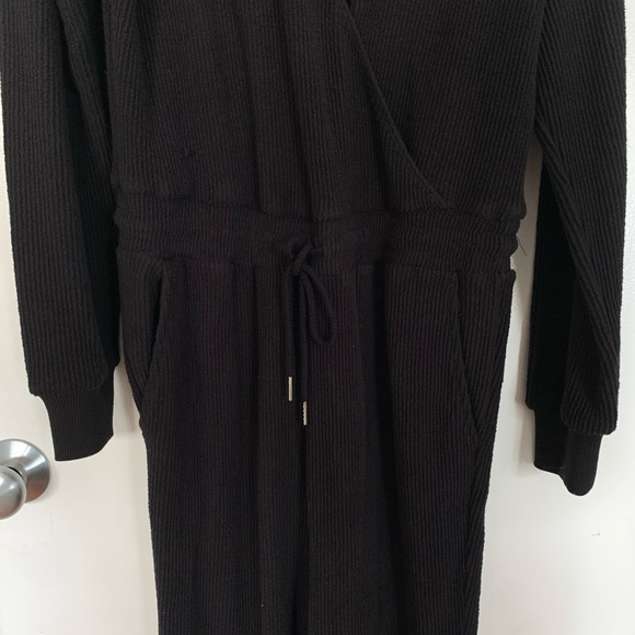 L SPACE jumper (NEW) - Picture 3 of 3